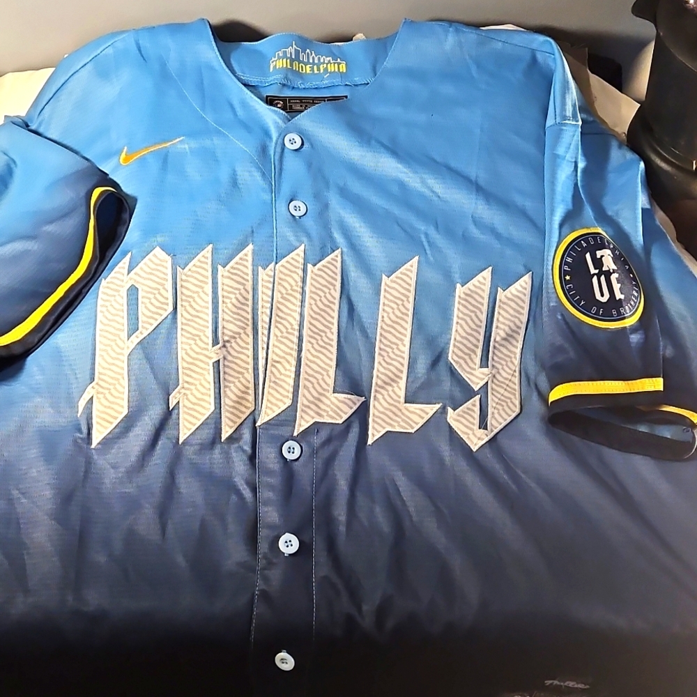 Philadelphia Phillies City Connect Nike Jersey - 55 Suarez